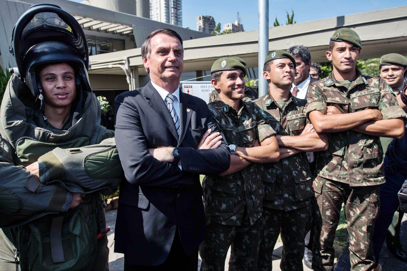 Brasil. Se eligió al exmilitar Jair Bolsonaro, candidato de la ultraderecha, para regir los destinos del país.  