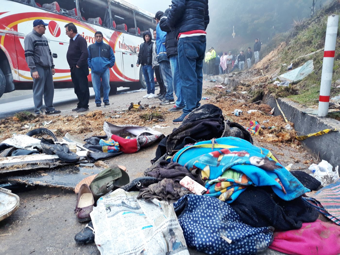  El accidente ocurrió en el kilómetro 20 de la vía Cuenca - Loja, en el sector conocido como Gañadel. Foto: Archivo.