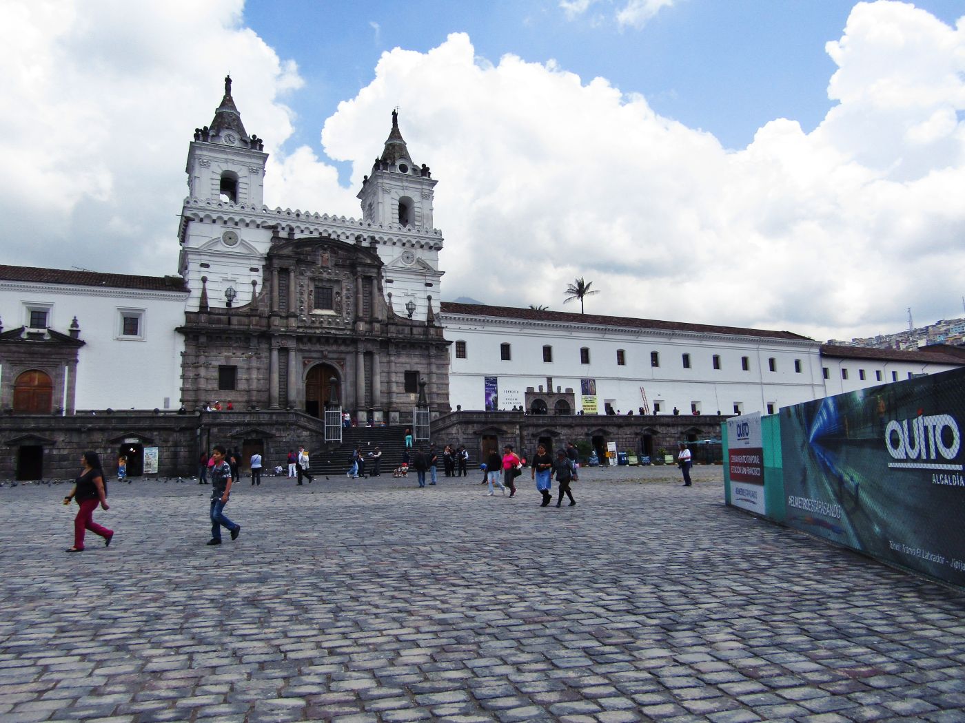 El 20 de marzo de este año la plaza de San Francisco recuperó su esplendor al terminar los trabajos del Metro de Quito que se ejecutaron en la zona. Foto: Irina Jaramillo