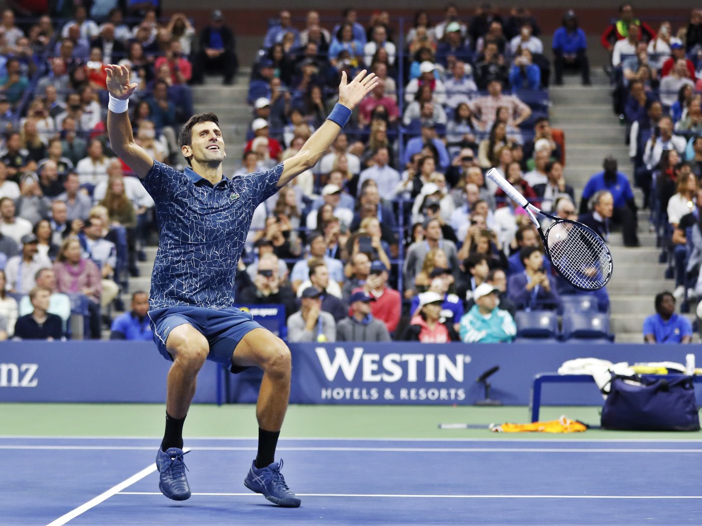 Novak Djokovic, tenista croata, superó a R. Nadal y R. Federer en el ranking.