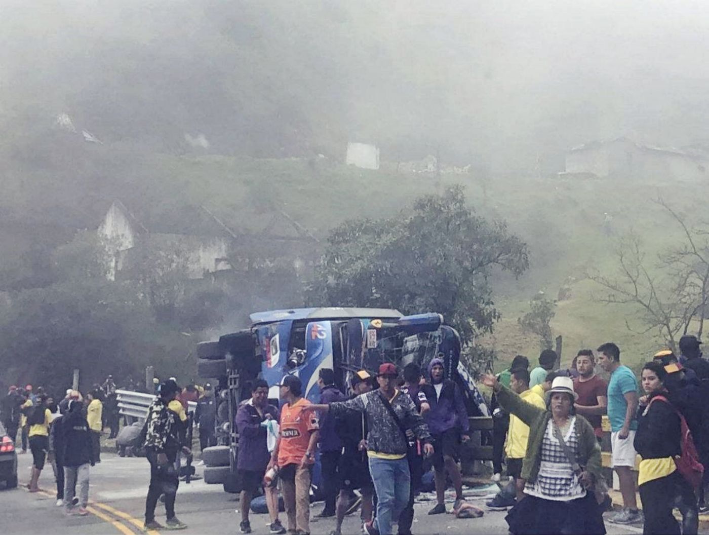 Un accidente en la vía Cuenca- El Empalme dejó 12 muertos el 12 de agosto.  (I) 